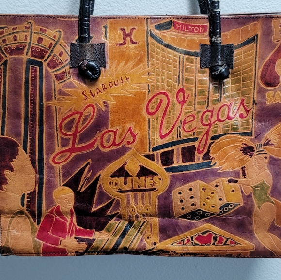 Embossed Las Vegas collectible handbag - Picture 8 of 9